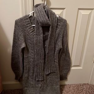 Grey balloon sleeve cable sweater dress with scarf preowned free size